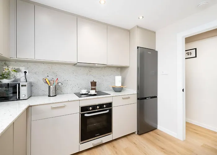 Galan Apartamento, Amplio, Moderno Y Centrico, Cama King Size Y Parking Opcional