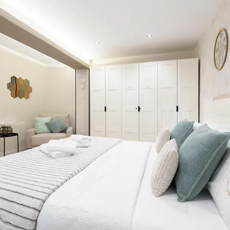 Galan Apartamento, Amplio, Moderno Y Centrico, Cama King Size Y Parking Opcional *