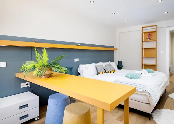 Galan Apartamento, Amplio, Moderno Y Centrico, Cama King Size Y Parking Opcional Apartment Gijon