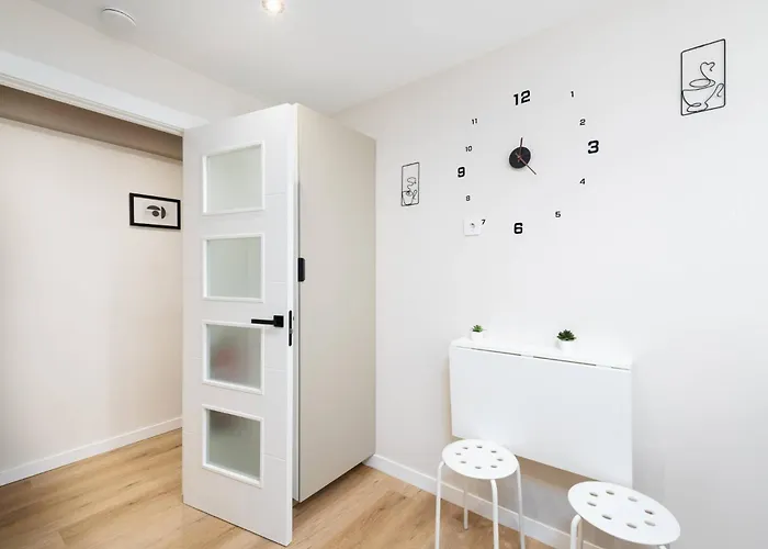 Galan Apartamento, Amplio, Moderno Y Centrico, Cama King Size Y Parking Opcional Apartament Gijón